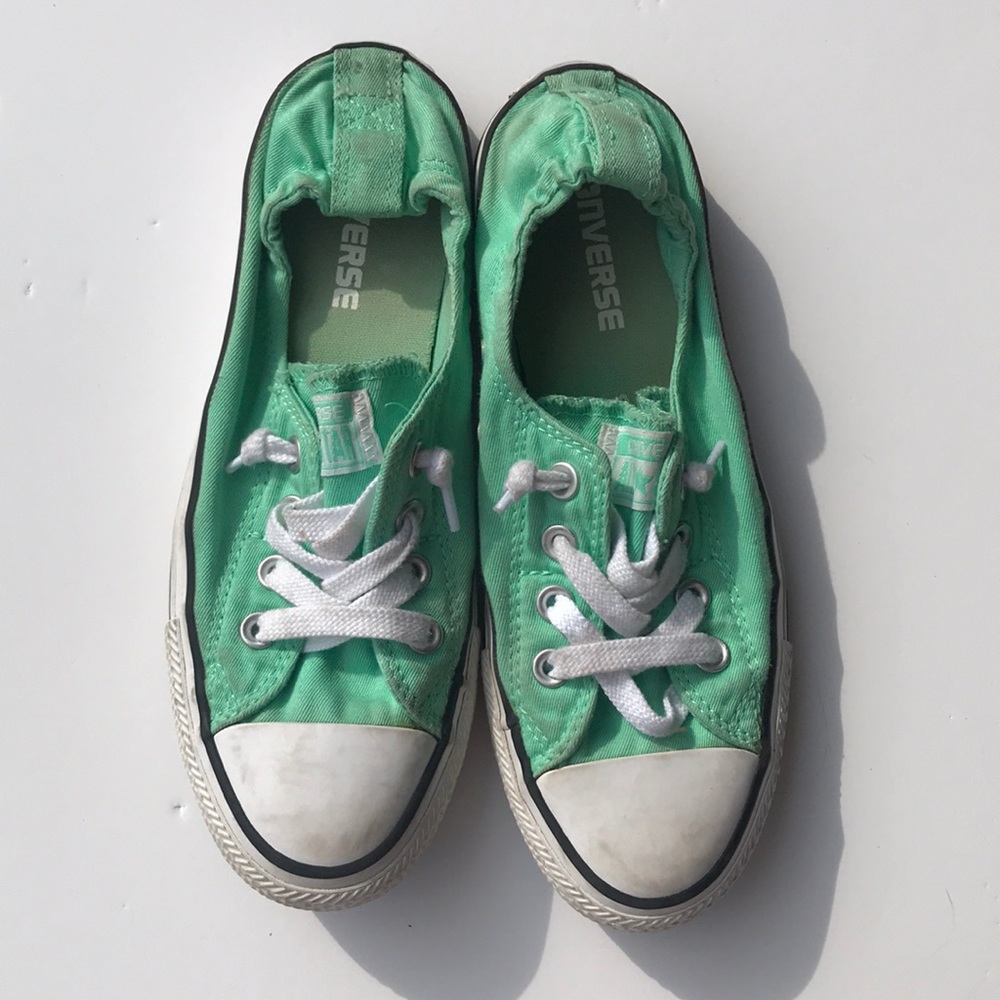 Women’s slip on converse